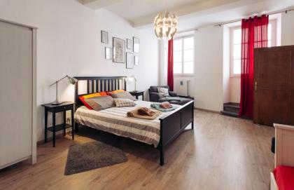 Creative Home SMN Station - Fancy Apartments - image 14
