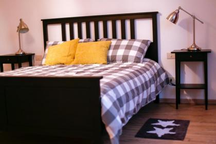 Creative Home SMN Station - Fancy Apartments - image 4