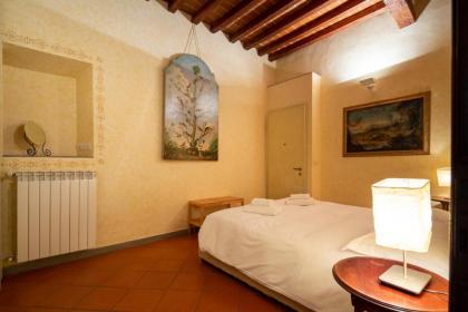 Oltrarno Apartment - image 15