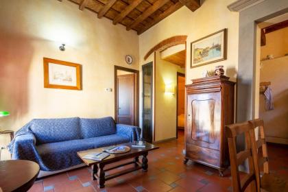 Oltrarno Apartment - image 5