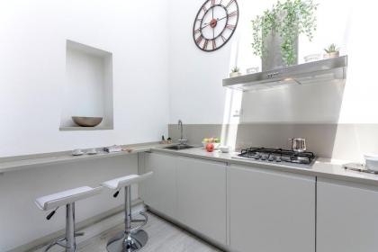 Mamo Florence - Velluti Apartment - image 4