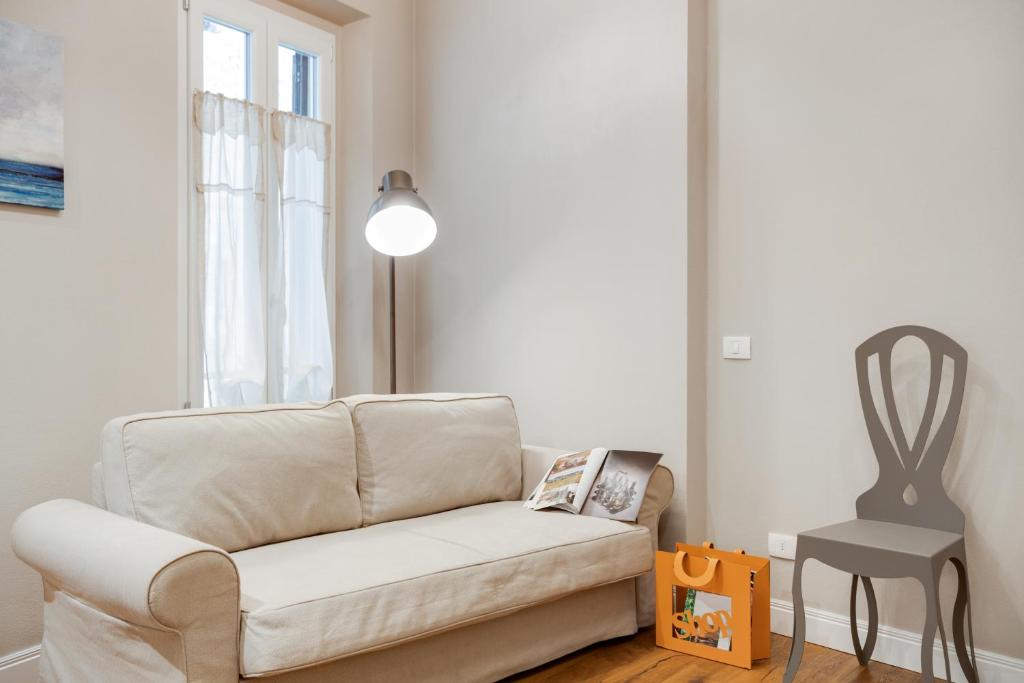 Palazzo Pitti & Ponte Vecchio Cozy Flat - image 3