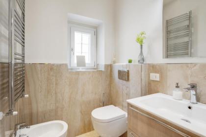 Palazzo Pitti & Ponte Vecchio Cozy Flat - image 6