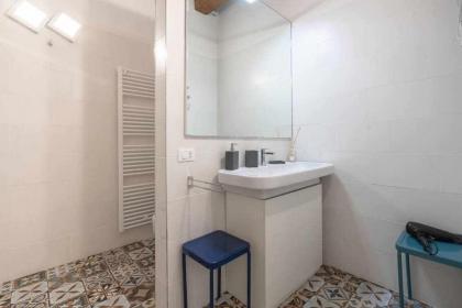 Elegant Green Apartment In San Gallo Firenze - image 26