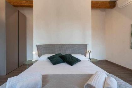 Elegant Green Apartment In San Gallo Firenze - image 30