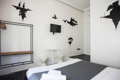Street Art Inn Florence - image 9