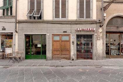 Mamo Florence - San Niccolò Apartment - image 18
