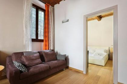 CELLINI Bright & Elegant flat in Florence-hosted by Sweetstay - image 10