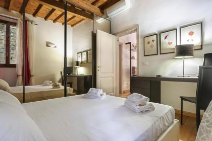 CELLINI Bright & Elegant flat in Florence-hosted by Sweetstay - image 12