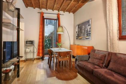CELLINI Bright & Elegant flat in Florence-hosted by Sweetstay - image 4