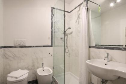 CELLINI Bright & Elegant flat in Florence-hosted by Sweetstay - image 9