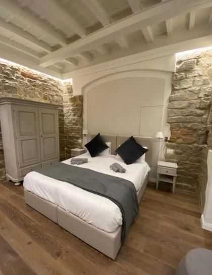 Casini’s house - image 1