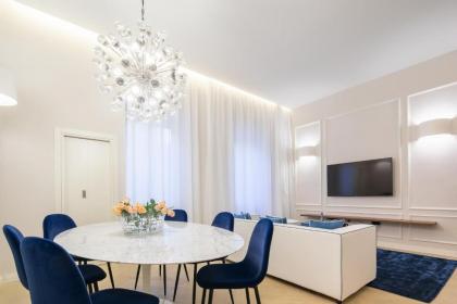 Luxury Blue Duomo - image 1