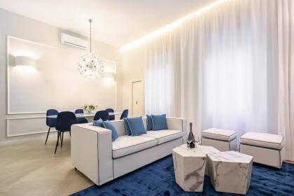 Luxury Blue Duomo - image 15