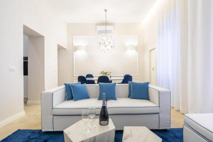 Luxury Blue Duomo - image 17