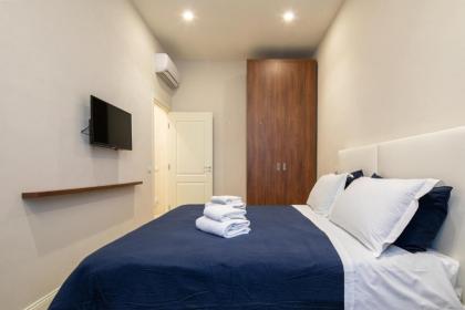 Luxury Blue Duomo - image 19