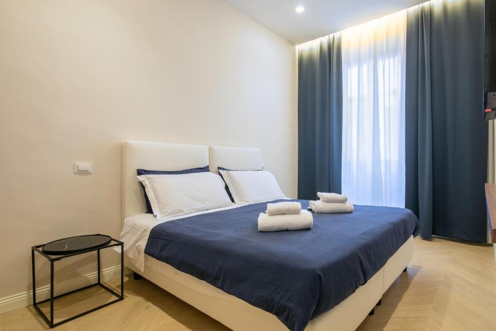 Luxury Blue Duomo - image 2