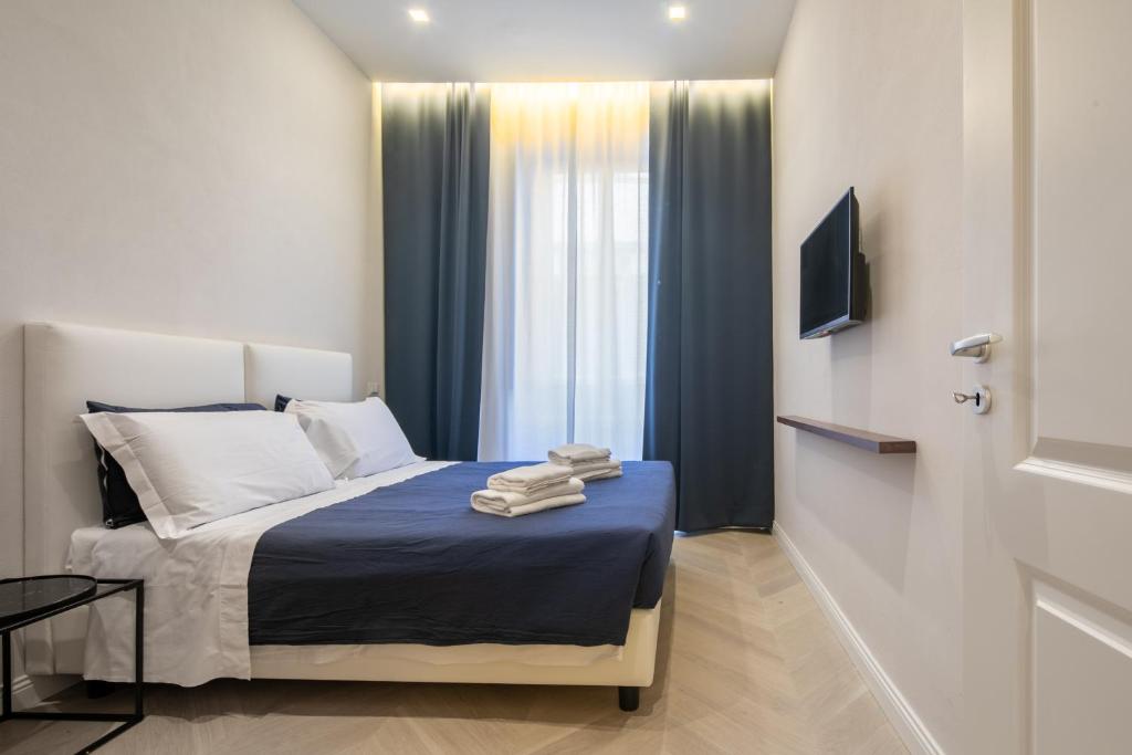 Luxury Blue Duomo - image 3