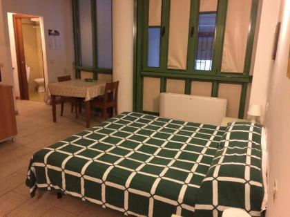 Studio double occupancy