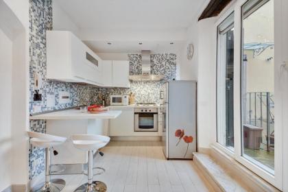Coverciano Modern Apartment with Patio! Florence