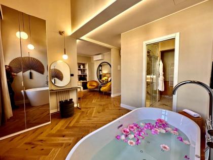 Renascentia in Florence - Adults Only - image 23