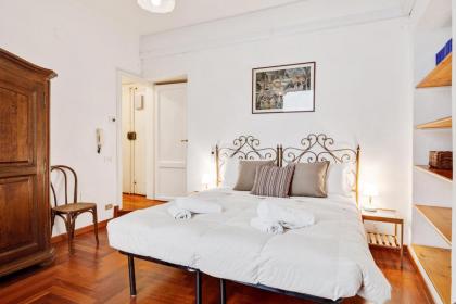 Porta Rossa Apartments near Ponte Vecchio - image 25