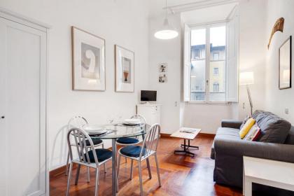 Porta Rossa Apartments near Ponte Vecchio - image 28