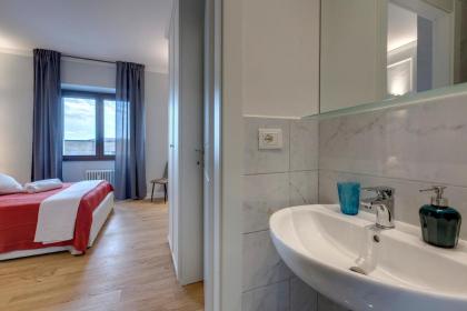 Sleep Tight Florence Suite - image 24