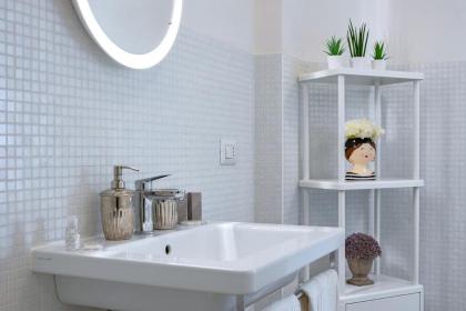 Florence Charming Apartments - Via Avelli 4 - image 21