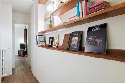 Palazzo Pitti & Boboli Comfortable Apartment - image 13