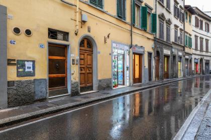 Palazzo Pitti & Boboli Comfortable Apartment - image 24