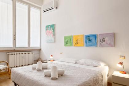 Piazza Oberdan Patio Apartment - image 2
