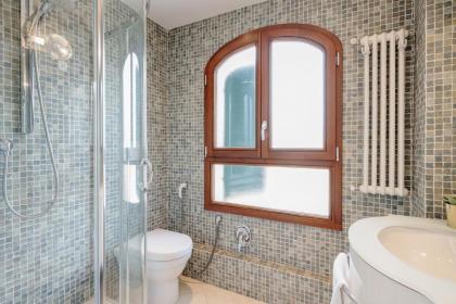 San Marco Apartment with Panoramic View - image 21