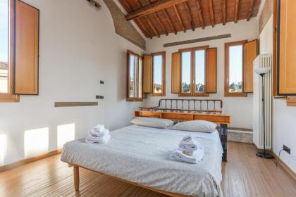 UFFIZI Suite I in Florence-hosted by Sweetstay - image 14