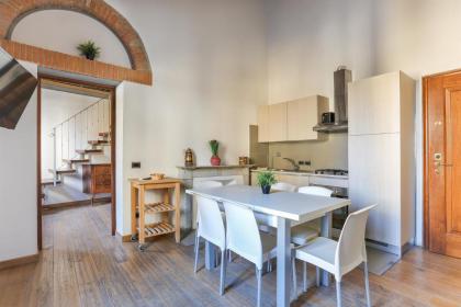 UFFIZI Suite II in Florence-hosted by Sweetstay - image 5