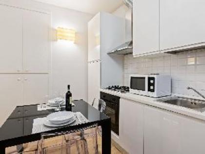 Stunning Apartment in the Heart of Florence - image 22