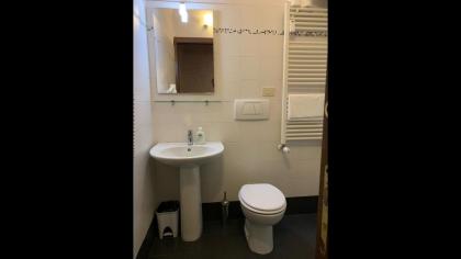 Studio for four people - image 19