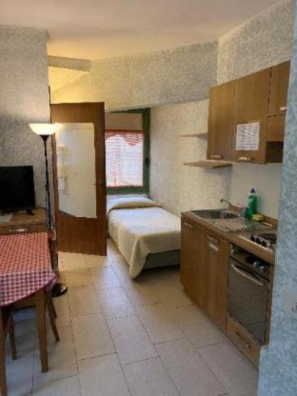 Studio for 3 persons - image 10