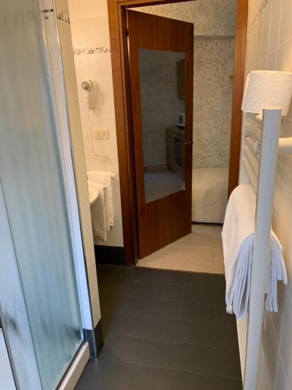 Comfort 3 pax studio - Rosselli 55 - image 11
