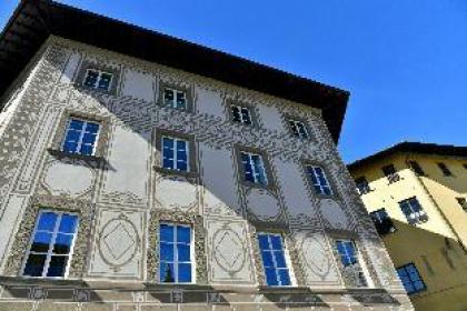 La Croce D'oro Santa Croce Suite Apartments - image 21