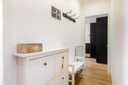 Doni Quiet and Comfortable Apartament with Balcony - image 9