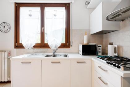 Firenze Nova Comfortable Apartament with Terrace - image 9