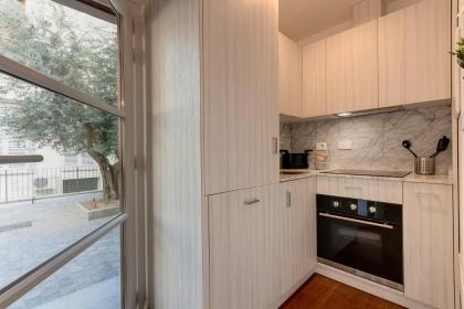 Mamo Florence - Bonnie - Clyde - Marvin Apartments - image 13