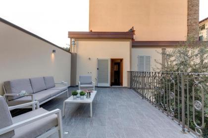 Mamo Florence - Bonnie - Clyde - Marvin Apartments - image 22