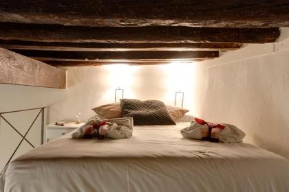 Mamo Florence - Charlie's Apartments - image 21