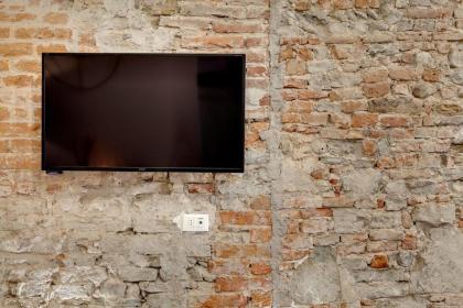 Mamo Florence - Corinne Apartment - image 26