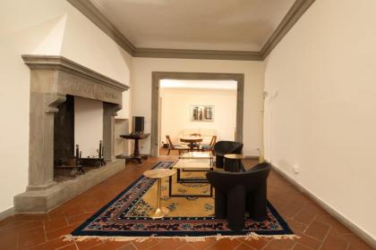 Bardini Garden Apartment - image 19