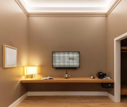 BSJ15-Borgo San Jacopo Room - image 23
