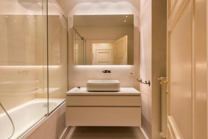 Duomo Luxury House - image 27