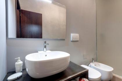 Mamo Florence - Calzaiuoli Apartment - image 30